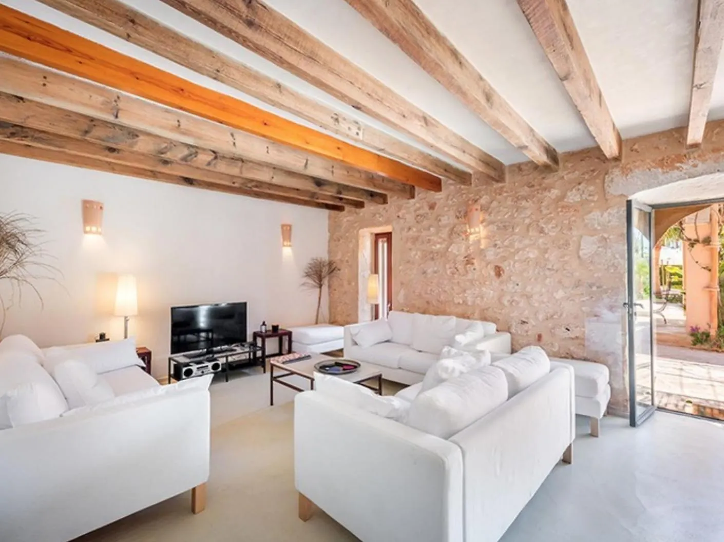 Casa 3 Leones - Stadthaus Im Fincastil Mit Longpool, Patio, Garten Llombarts